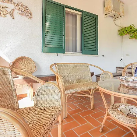4 Bedroom In * Marina di Modica