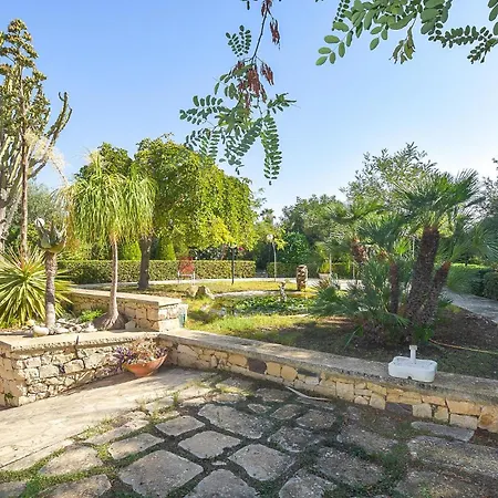 4 Bedroom In Holiday home *