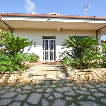 4 Bedroom In Marina di Modica